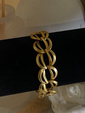 Vintage Napier Gold Tone Link Bracelet Elegant Statement Signed